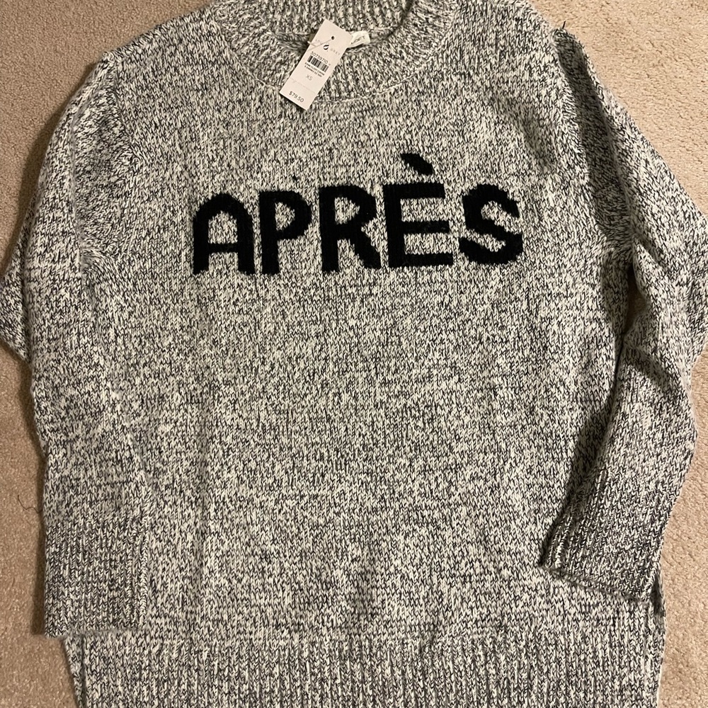 Lou & Grey Black and White Crew Neck Sweater